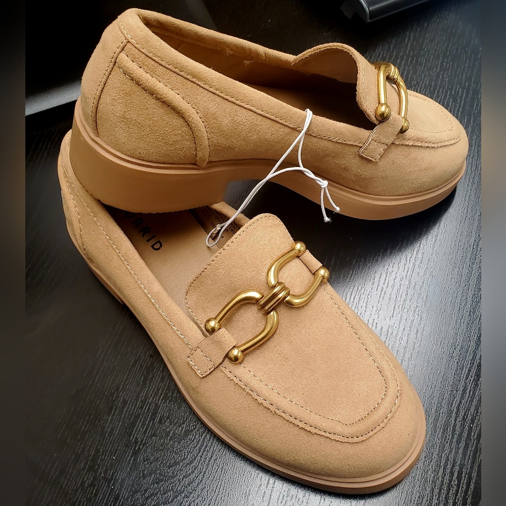 NWT - Torrid Tan Faux Suede Flats with Gold Horse-Bit Detail Women's Size 7WW